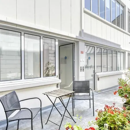 Apartment Cmg Butte Montmartre Berthe I Paris